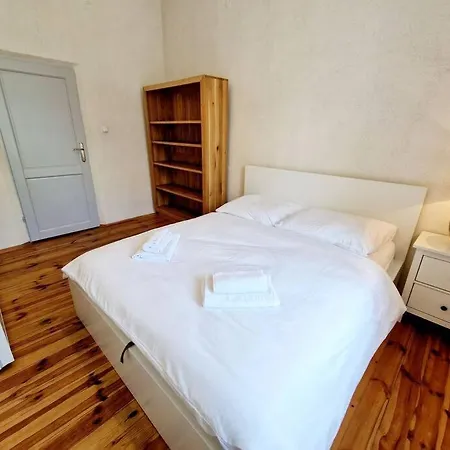 Lejlighed Separated Bedroom, Living Room, Fast Wi-fi, 50m2 Litewska 12 *