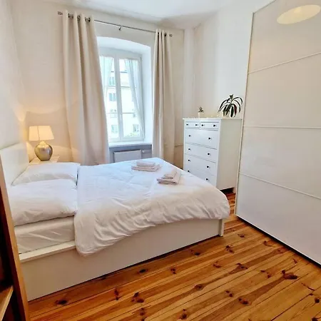 Lejlighed Separated Bedroom, Living Room, Fast Wi-fi, 50m2 Litewska 12