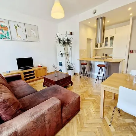 Separated Bedroom, Living Room, Fast Wi-fi, 50m2 Litewska 12 Lejlighed *